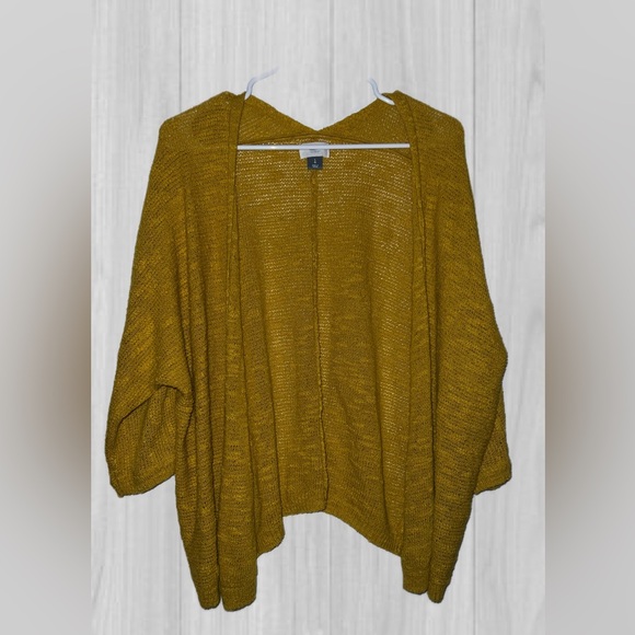⛔️CLEARANCE⛔️ Old Navy Yellow Cardigan - Picture 1 of 3